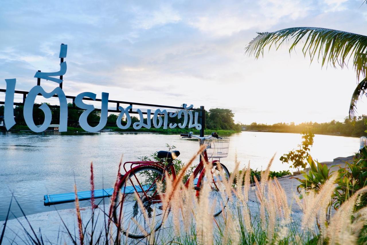 Baantia Chomtawan Bed & Breakfast Surat Thani Exterior photo